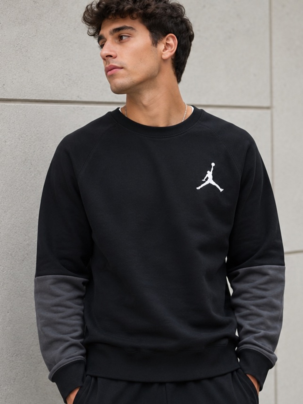 Jordan Black Crewneck Sweatshirt Size Large Athletic Pullover Jumpman Logo
